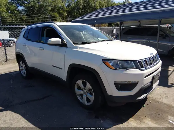 3C4NJDBB6LT229167 — 2020 Jeep Compass, Подтопление (Flood), фото до ремонта