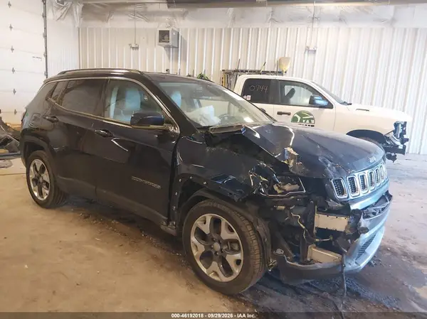3C4NJDCB3LT209103 — 2020 Jeep Compass, Передняя часть (Front End), фото до ремонта