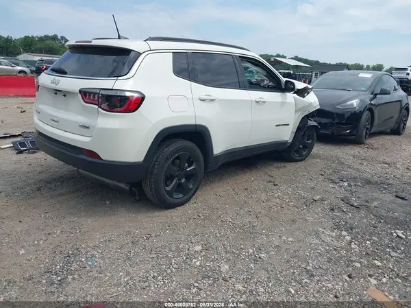 3C4NJDBB6MT601415 — 2021 Jeep Compass, фото 4 с аукциона IAAI, Передняя часть
