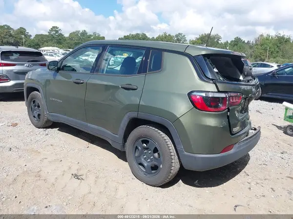 3C4NJCAB1MT523038 — 2021 Jeep Compass, фото 3 с аукциона IAAI 13.10.2026, Задняя часть