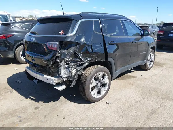 3C4NJDCB7MT503587 — 2021 Jeep Compass, фото 4 с аукциона IAAI 15.10.2026, Задняя часть