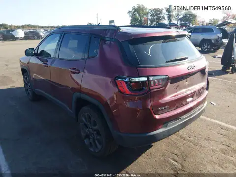 3C4NJDEB1MT549560 — 2021 Jeep Compass, фото 4 с аукциона IAAI, Передняя часть слева
