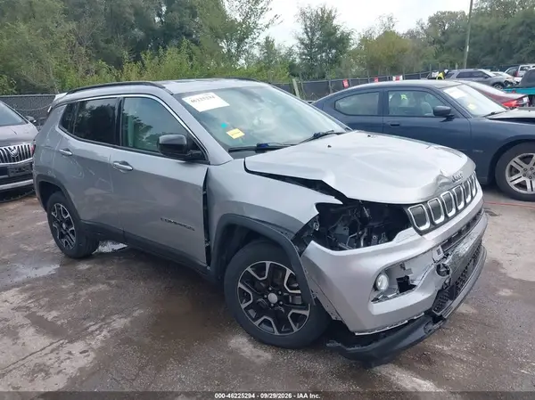 3C4NJDBBXNT122867 — 2022 Jeep Compass, Передняя часть (Front End), фото до ремонта