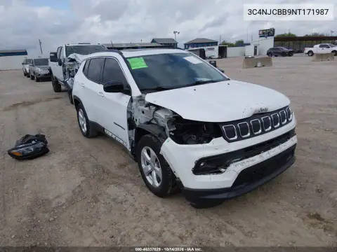 3C4NJCBB9NT171987 — 2022 Jeep Compass, Передняя часть, фото до ремонта