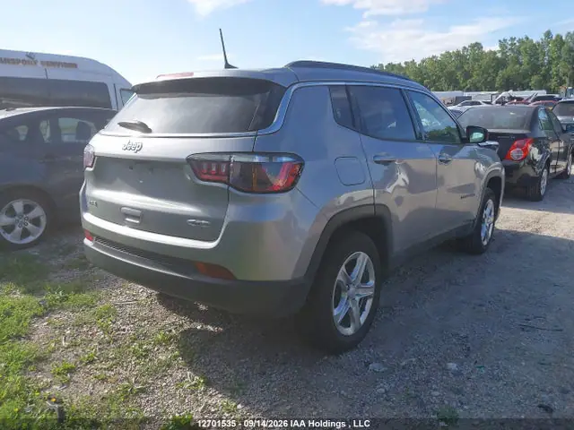 3C4NJDBN9PT510847 — 2023 Jeep Compass, фото 4 с аукциона IAAI 14.10.2026, Передняя часть