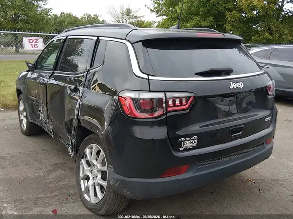 3C4NJDFN5PT530605 — 2023 Jeep Compass, фото 3 с аукциона IAAI, Левый бок