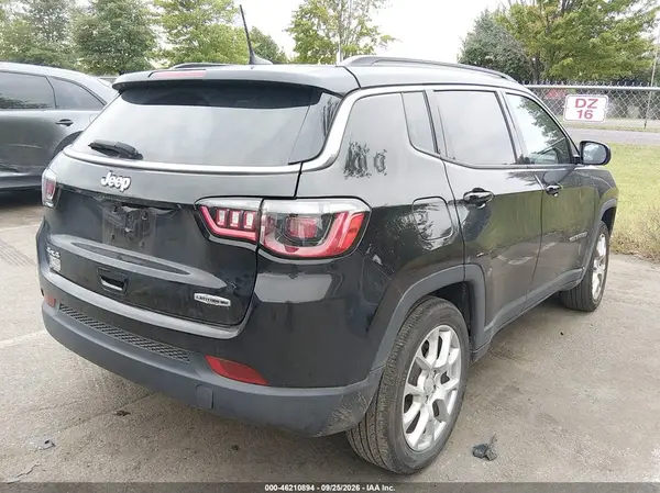 3C4NJDFN5PT530605 — 2023 Jeep Compass, фото 4 с аукциона IAAI, Левый бок