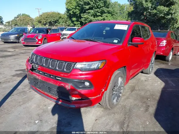3C4NJDCN7PT511591 — 2023 Jeep Compass, фото 2 с аукциона IAAI, Передняя часть