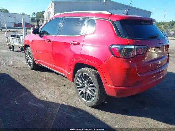 3C4NJDCN7PT511591 — 2023 Jeep Compass, фото 3 с аукциона IAAI, Передняя часть
