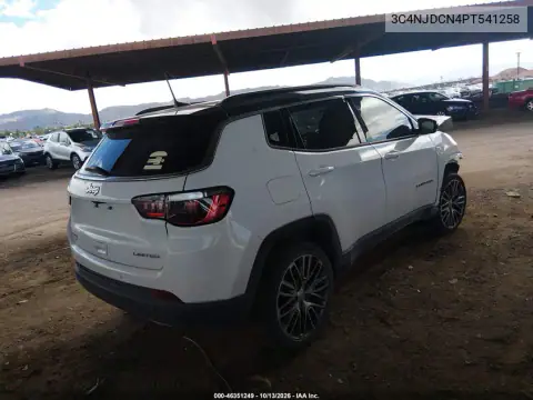 3C4NJDCN4PT541258 — 2023 Jeep Compass, фото 4 с аукциона IAAI, Передняя часть