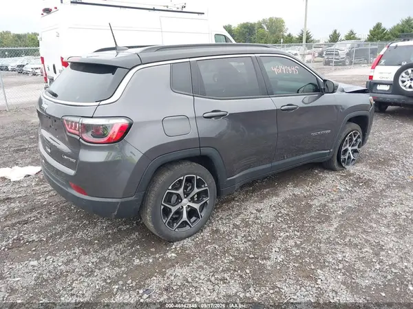 3C4NJDCN0RT137778 — 2024 Jeep Compass, фото 4 с аукциона IAAI 13.10.2026, Передняя часть