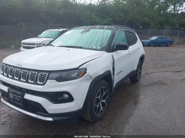 3C4NJDCN0ST523932 — 2025 Jeep Compass, фото 2 с аукциона IAAI, Задняя часть