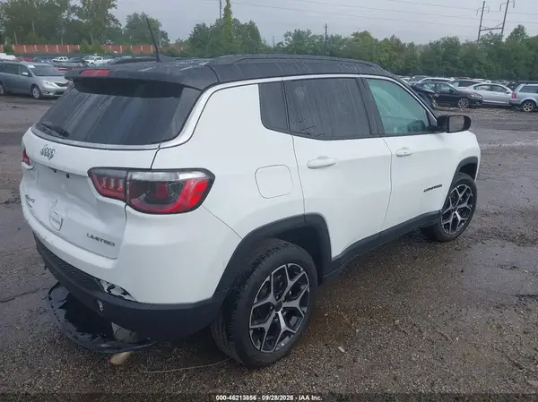 3C4NJDCN0ST523932 — 2025 Jeep Compass, фото 4 с аукциона IAAI, Задняя часть