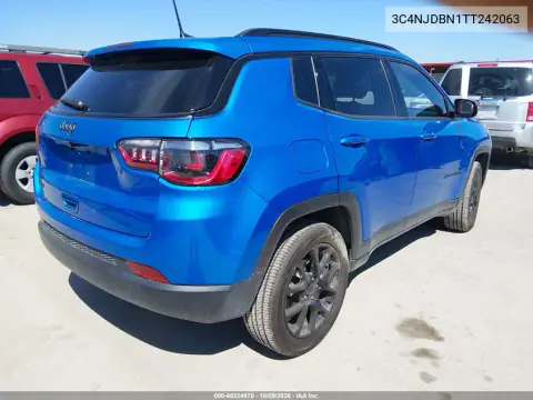 2026 Jeep Compass Latitude Altitude VIN 3C4NJDBN1TT242063 фото 5