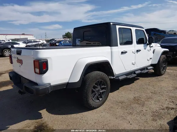 1C6RJTAG1SL501151 — 2025 Jeep Gladiator, фото 4 с аукциона IAAI, Передняя часть
