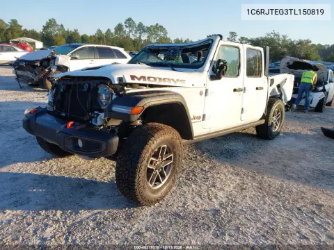 2026 Jeep Gladiator Mojave 4X4 VIN 1C6RJTEG3TL150819 фото 2