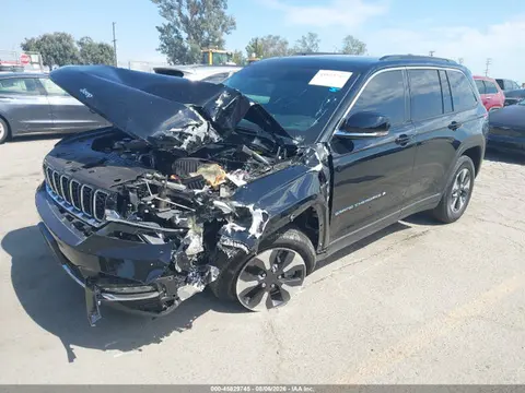 2024 Jeep Grand Cherokee 4xe VIN 1C4RJYB65RC107349 фото 2
