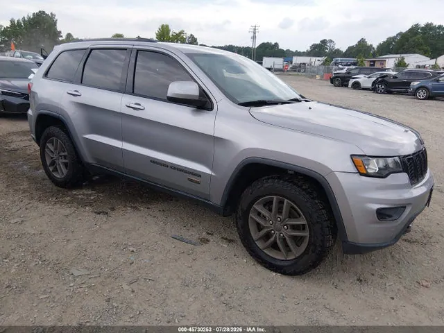 2017 Jeep Grand Cherokee 75th Anniversary Edition VIN 1C4RJFAG5HC688588 фото 1