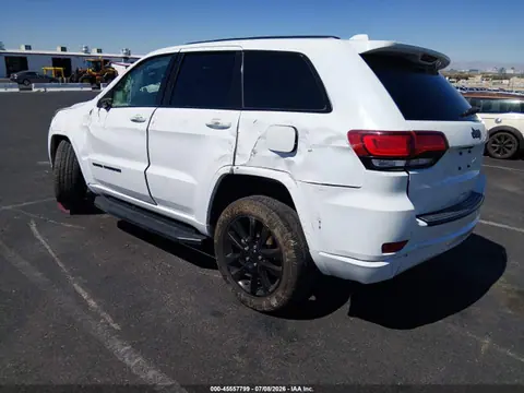 2018 Jeep Grand Cherokee Altitude 4x2 VIN 1C4RJEAG6JC153463 фото 3