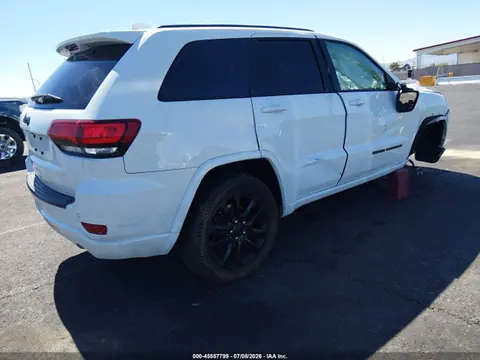 2018 Jeep Grand Cherokee Altitude 4x2 VIN 1C4RJEAG6JC153463 фото 4