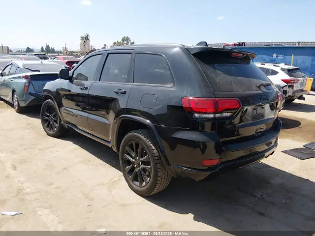 1C4RJEAG9JC471609 — 2018 Jeep Grand Cherokee Altitude 4X2, фото 3 с аукциона IAAI 14.10.2026, Передняя часть