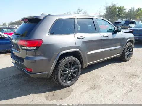 2018 Jeep Grand Cherokee Altitude 4x2 VIN 1C4RJEAG4JC382885 фото 4