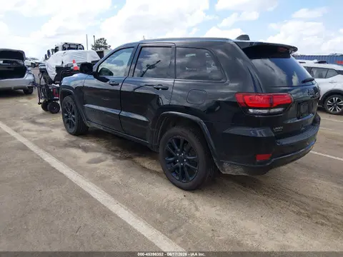 2020 Jeep Grand Cherokee Altitude 4x2 VIN 1C4RJEAG1LC256762 фото 3