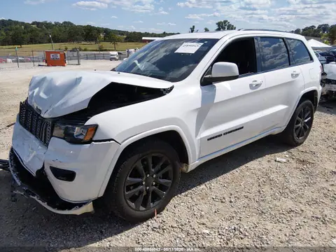 2020 Jeep Grand Cherokee Altitude 4x2 VIN 1C4RJEAG8LC440063 фото 2