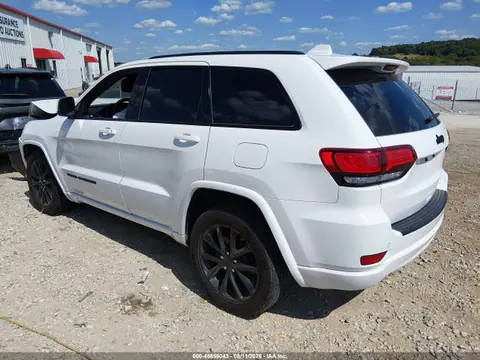 2020 Jeep Grand Cherokee Altitude 4x2 VIN 1C4RJEAG8LC440063 фото 3