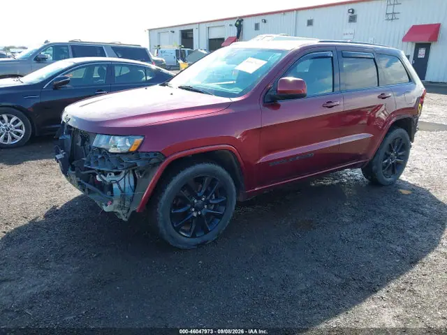 2017 Jeep Grand Cherokee Altitude 4x4 VIN 1C4RJFAG1HC704916 фото 2