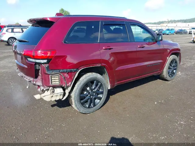 2017 Jeep Grand Cherokee Altitude 4x4 VIN 1C4RJFAG1HC704916 фото 4
