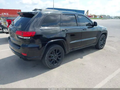 2018 Jeep Grand Cherokee Altitude 4x4 VIN 1C4RJFAG1JC151979 фото 4