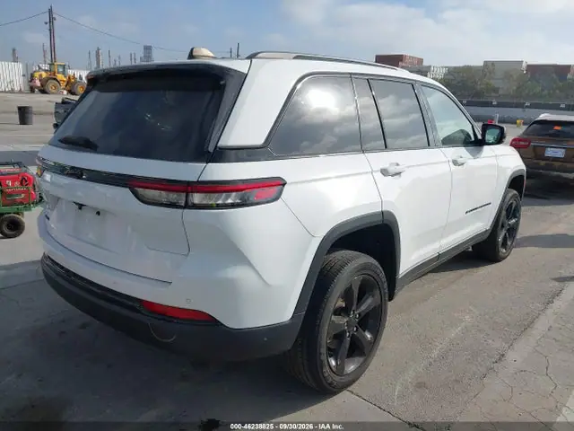 1C4RJHAG7RC706179 — 2024 Jeep Grand Cherokee Altitude X 4X4, фото 4 с аукциона IAAI 14.10.2026, Левый бок