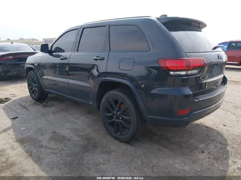 2017 Jeep Grand Cherokee Altitude VIN 1C4RJFAG0HC894451 фото 3
