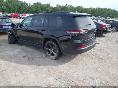 2024 Jeep Grand Cherokee L Limited VIN 1C4RJKBG8R8932729 фото 3