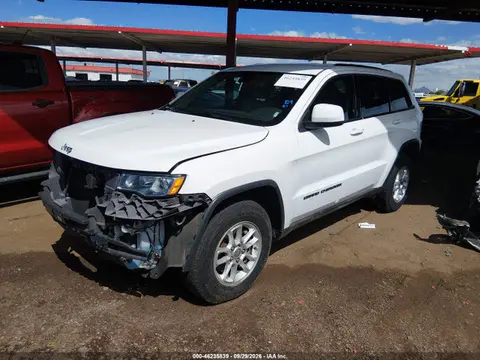 2019 Jeep Grand Cherokee Laredo 4x4 VIN 1C4RJFAG1KC551686 фото 2