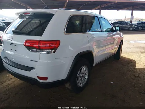 2019 Jeep Grand Cherokee Laredo 4x4 VIN 1C4RJFAG1KC551686 фото 4