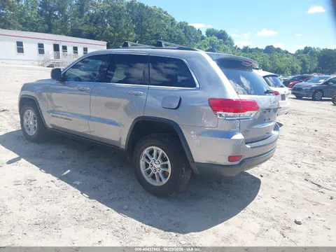 2018 Jeep Grand Cherokee Laredo E 4x2 VIN 1C4RJEAG8JC253497 фото 3