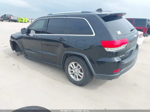 2018 Jeep Grand Cherokee Laredo E 4x4 VIN 1C4RJFAG0JC278416 фото 3