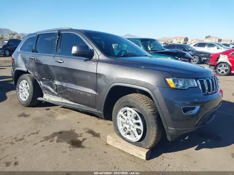 2019 Jeep Grand Cherokee Laredo E 4x4 VIN 1C4RJFAG9KC784229 фото 1