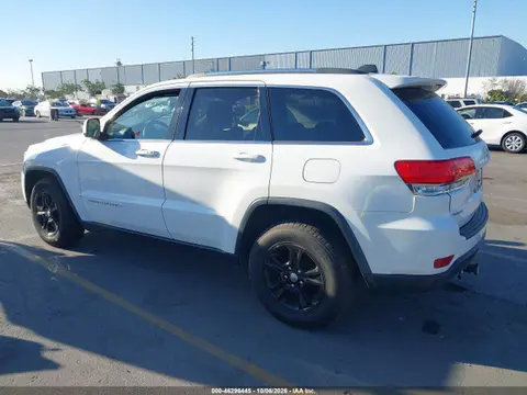 2014 Jeep Grand Cherokee Laredo VIN 1C4RJFAG8EC109394 фото 3