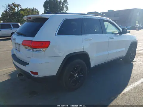 2014 Jeep Grand Cherokee Laredo VIN 1C4RJFAG8EC109394 фото 4