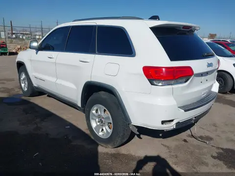 2015 Jeep Grand Cherokee Laredo VIN 1C4RJEAG2FC654017 фото 3