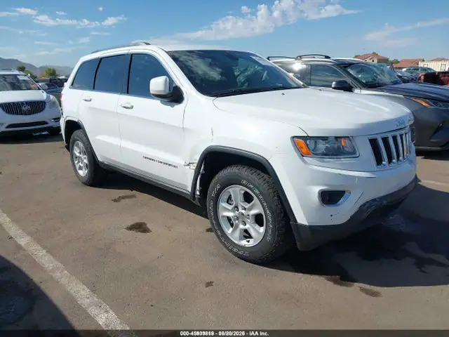 1C4RJEAG6FC826243 — 2015 Jeep Grand Cherokee Laredo, Передняя часть (Front End), фото до ремонта