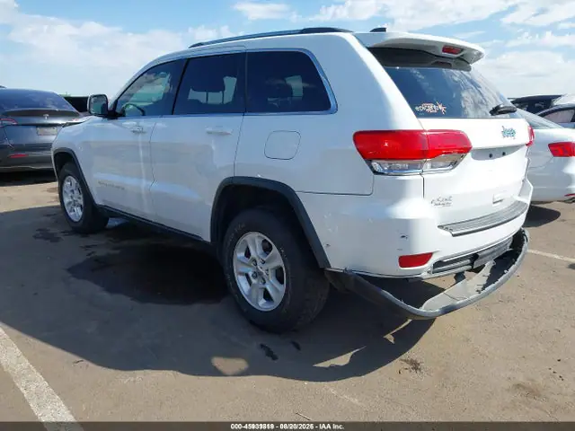 1C4RJEAG6FC826243 — 2015 Jeep Grand Cherokee Laredo, фото 3 с аукциона IAAI 13.10.2026, Передняя часть