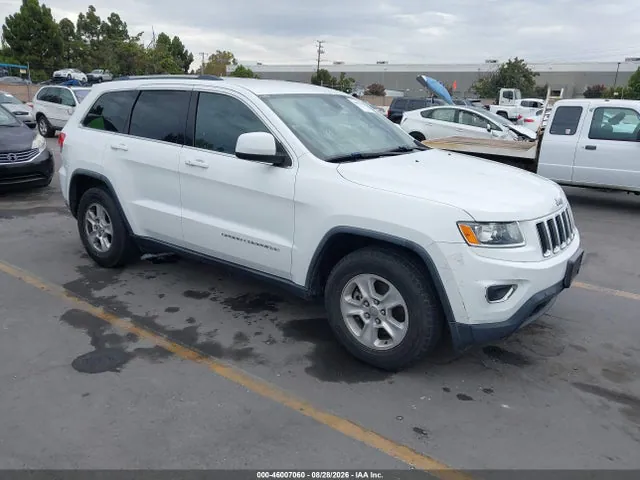 2015 Jeep Grand Cherokee Laredo VIN 1C4RJEAG0FC654274 фото 1