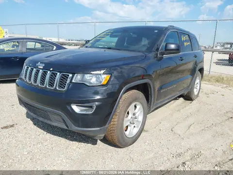 2017 Jeep Grand Cherokee Laredo VIN 1C4RJFAGXHC744993 фото 2