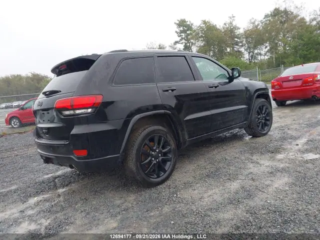 1C4RJFAG6JC417724 — 2018 Jeep Grand Cherokee Laredo, фото 4 с аукциона IAAI 29.09.2026, Передняя часть
