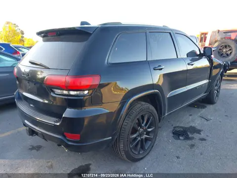 2018 Jeep Grand Cherokee Laredo VIN 1C4RJFAG7JC355394 фото 4