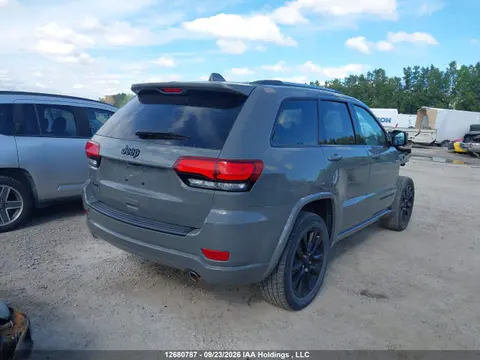 2019 Jeep Grand Cherokee Laredo VIN 1C4RJFAG9KC783307 фото 4